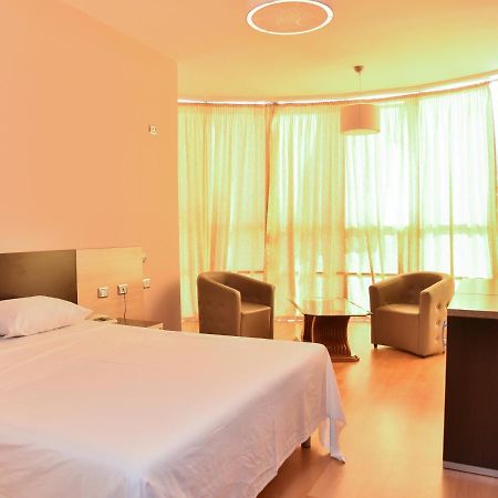 Hotel Continental Durrës Zewnętrze zdjęcie