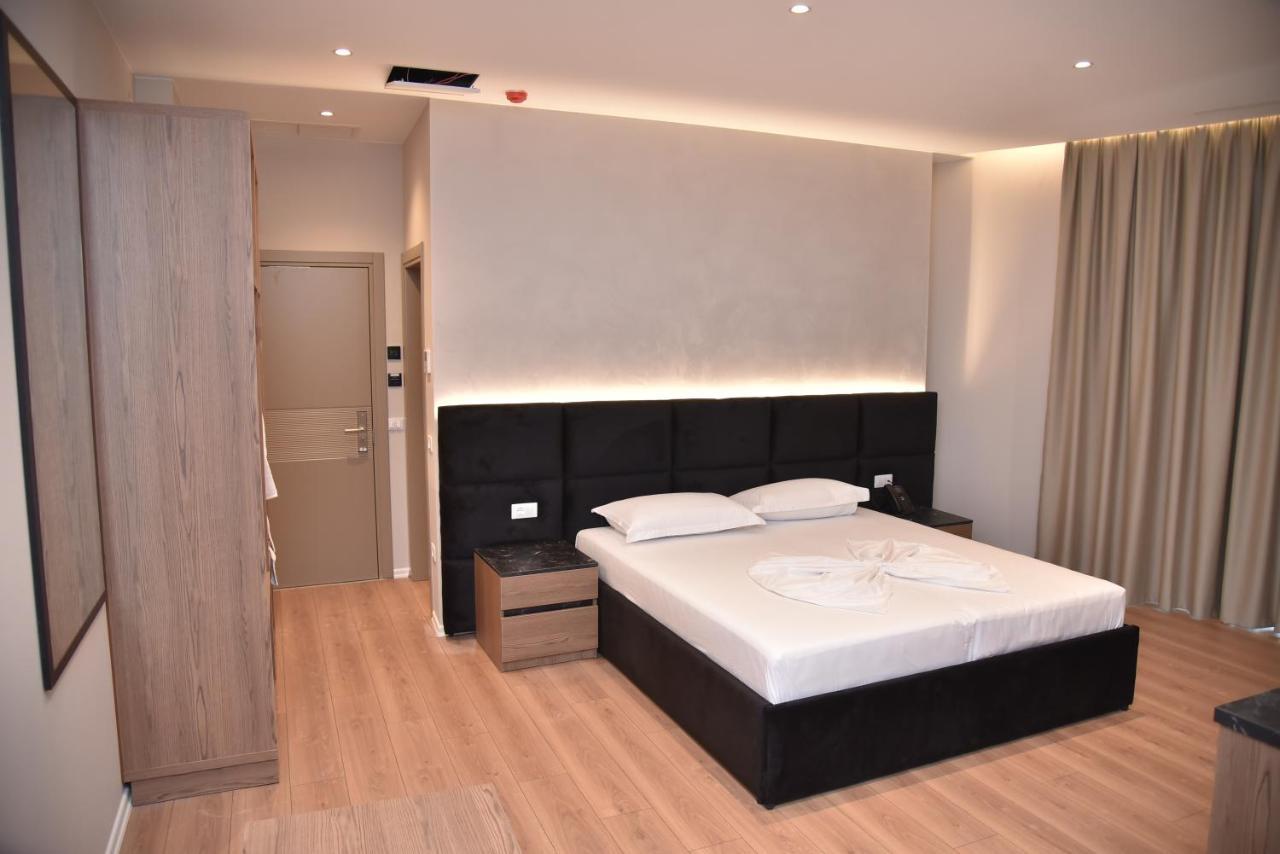 Hotel Continental Durrës Zewnętrze zdjęcie